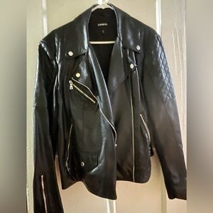 Faux motorcycle jacket in excellently condition. Smoke free home.